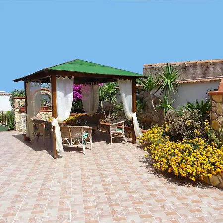 Il Giardino Del Sole - Mare Bed and Breakfast